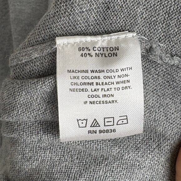 Port Authority Men's Size Small Gray Long Sleeve McDonald's Apmen V-Neck Sweater - Picture 5 of 6